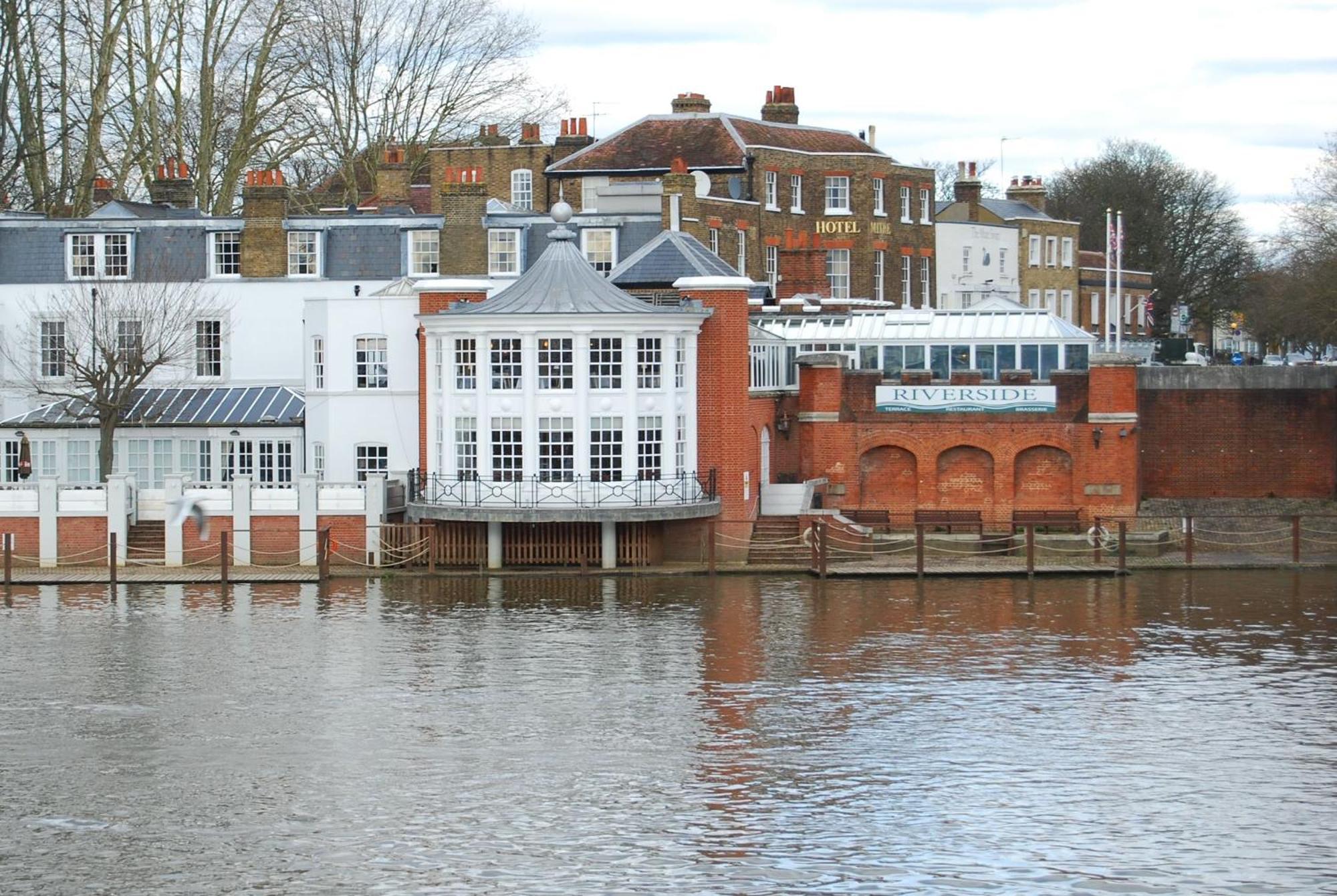 Hampton Court Snug Walk To Train & Palace East Molesey Buitenkant foto